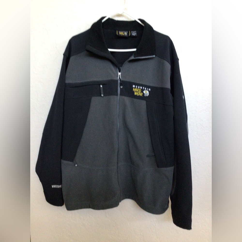 Mountain Hardwear Men's Black Jacket